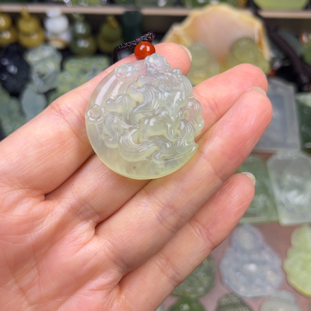 蛇纹石玉未镶嵌吊坠(不含链)