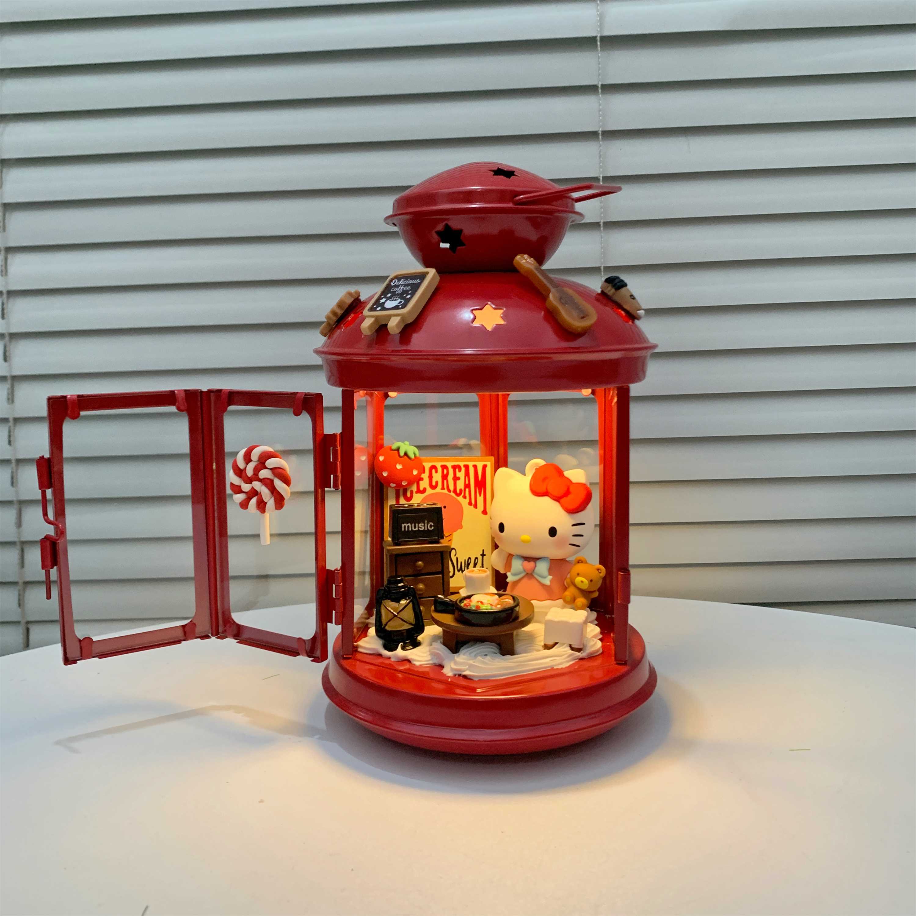 正版HelloKitty凯蒂猫儿童生日礼物女孩中秋节实用烛台diy小夜灯