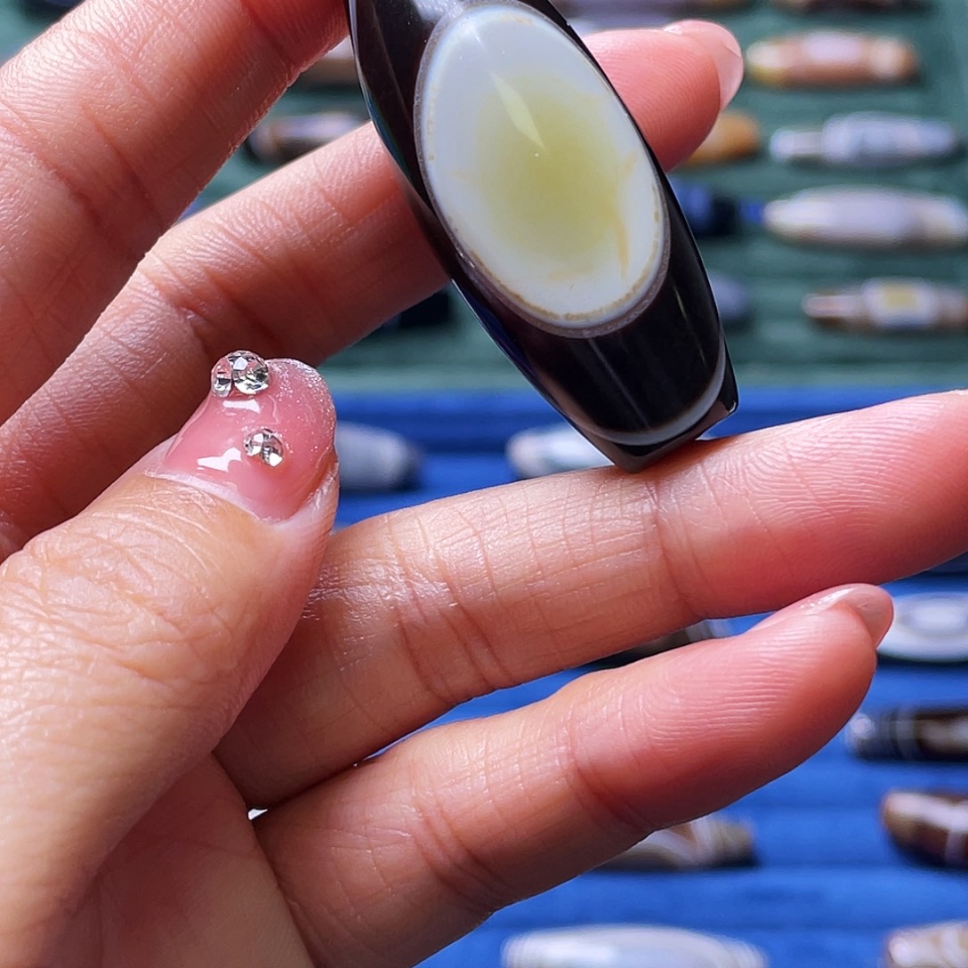 大***简玛瑙/玉髓未镶嵌颈饰