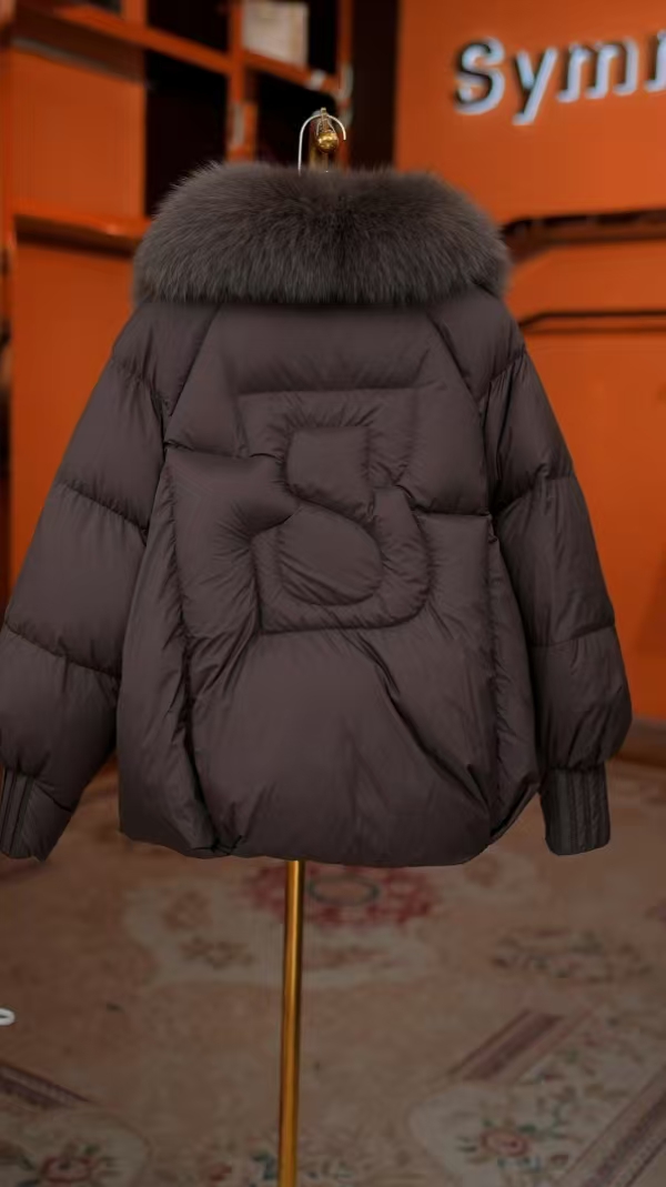 2025冬季新款高档优雅大气羽绒服外套舒适毛领气质上衣