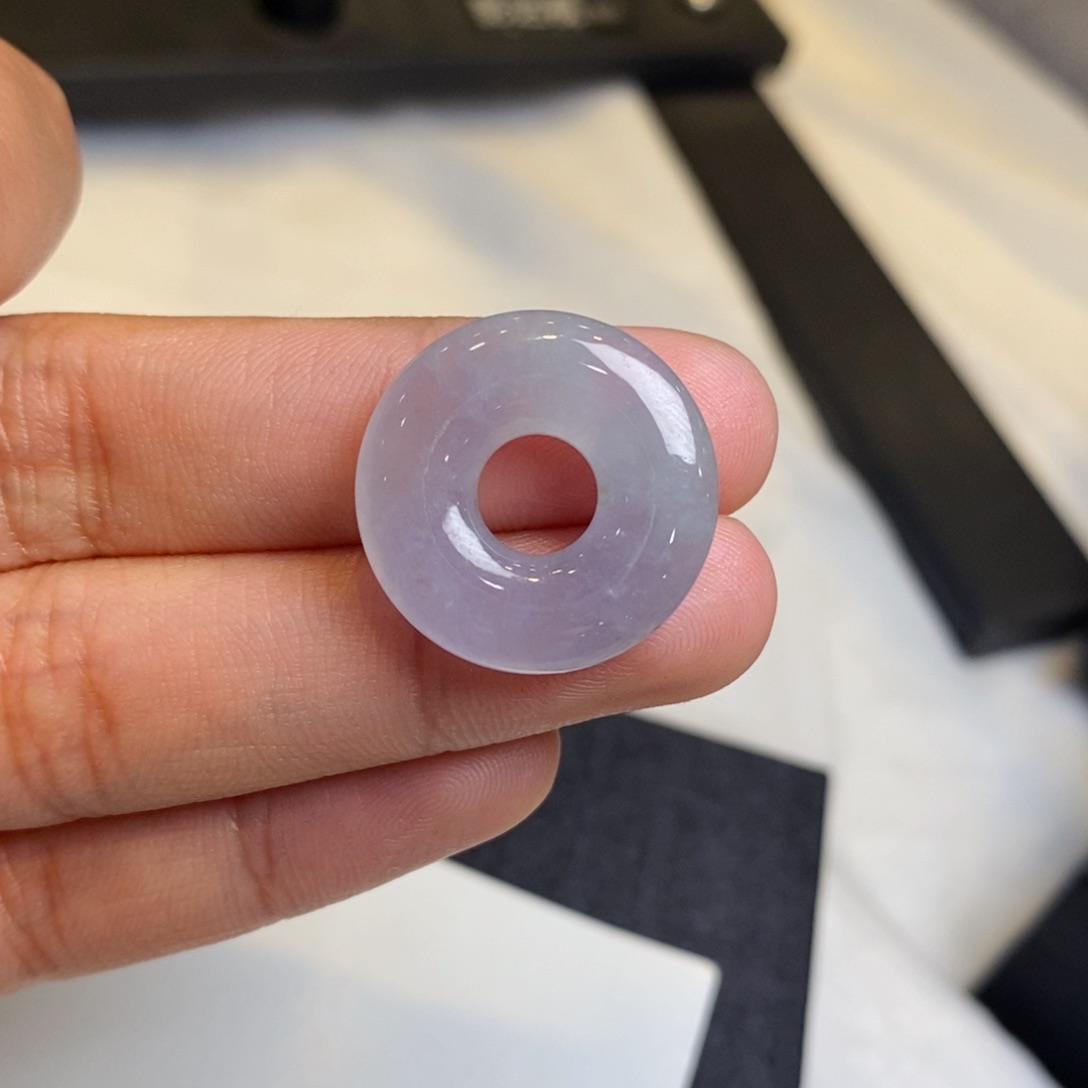 翡翠颈饰未镶嵌裸石甜甜圈