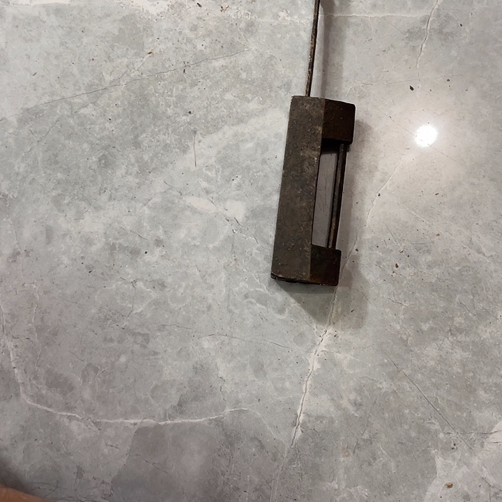 摆件江****?小铜锁一个全品的