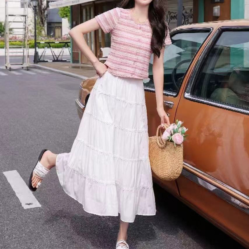 乔（女装）0110 时尚减龄条纹上衣搭配高腰半身裙休闲两件套装