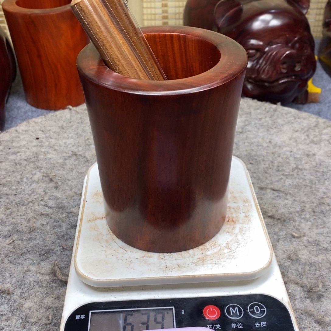 木林小叶紫檀笔筒