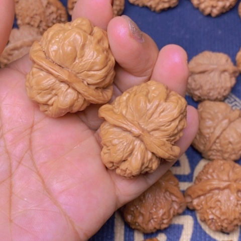 【闪购商品】文玩核桃吊坠V***T蛙蛙36