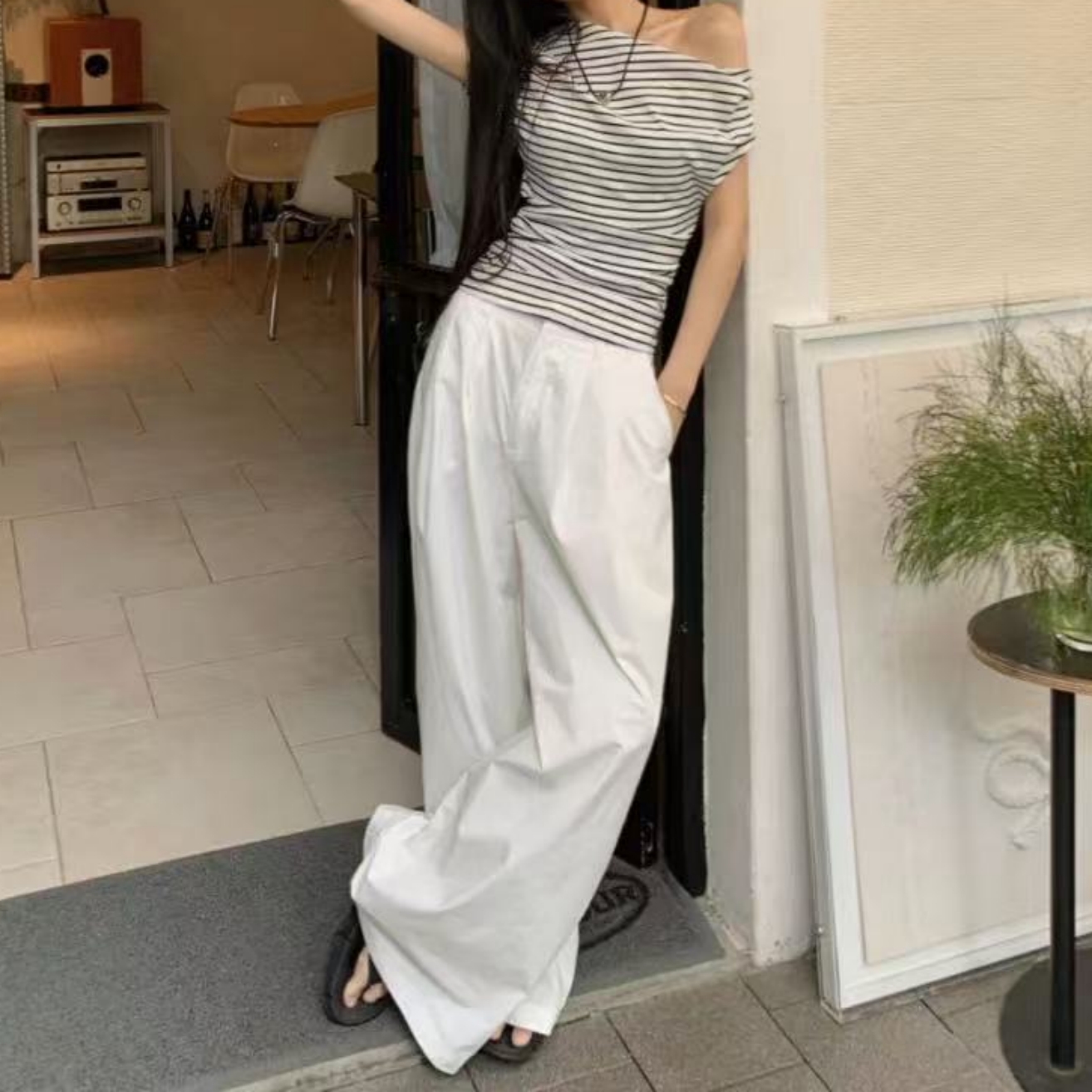 Z.X 欧货设计款一字肩上衣 8550（C7）