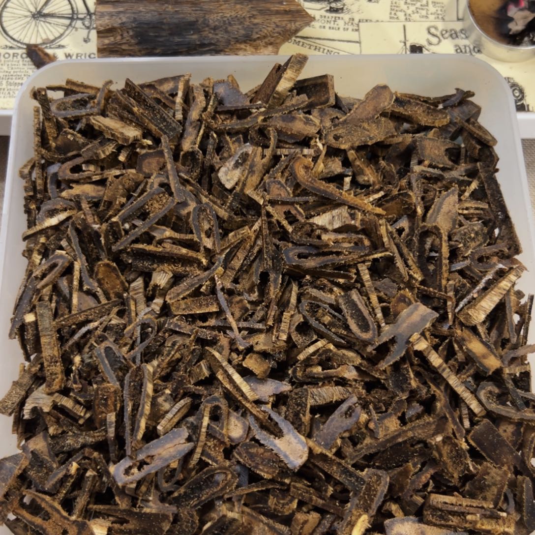 沉香碎屑沉香凹身碎料100克