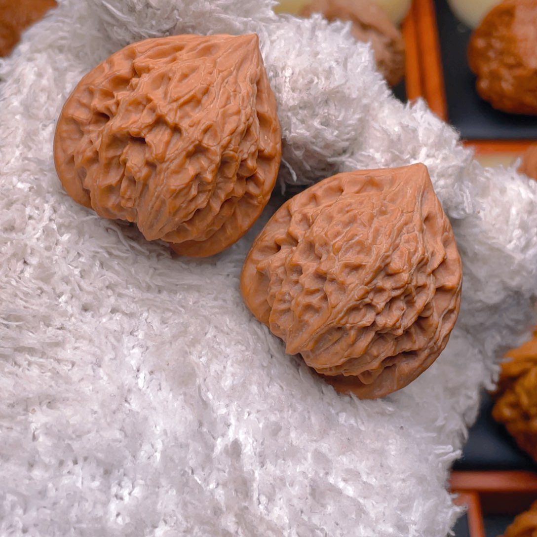 文玩核桃把件34野生老树红桃