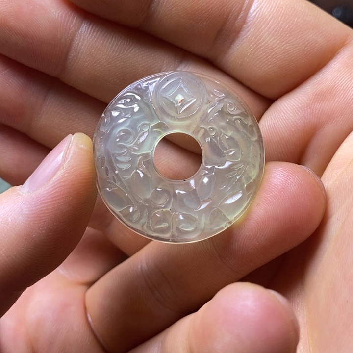 岫玉岫玉颈饰未镶嵌