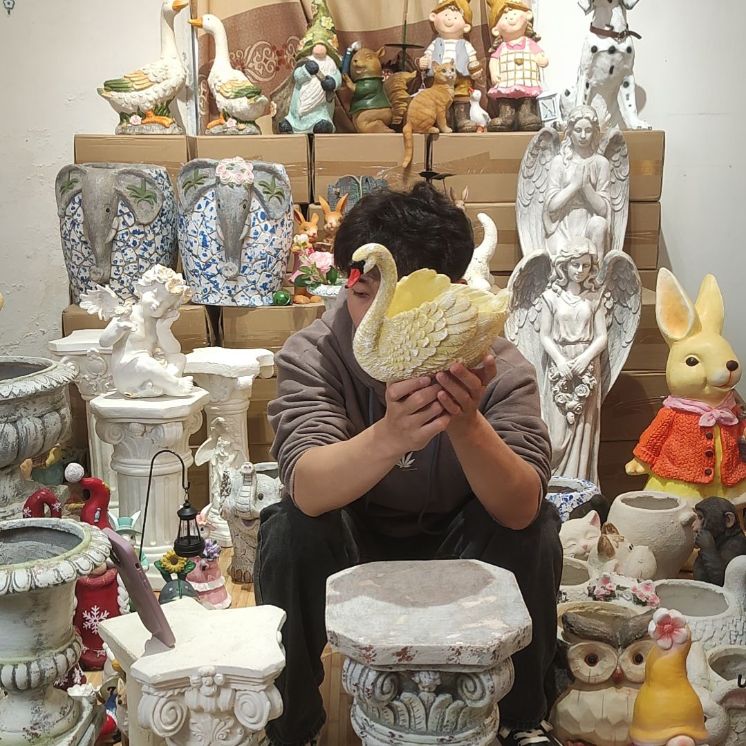 合成树脂天鹅花盆