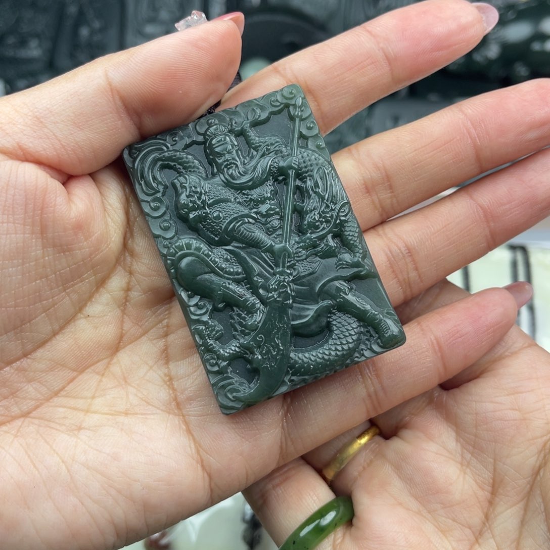 和田玉颈饰未镶嵌单**马