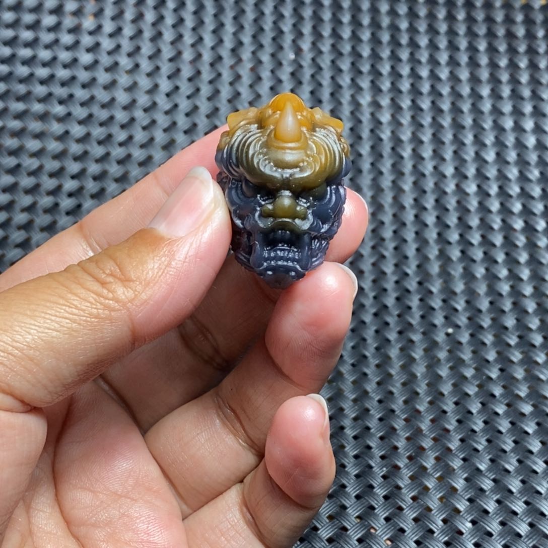 玛瑙/玉髓战国红未镶嵌落**方