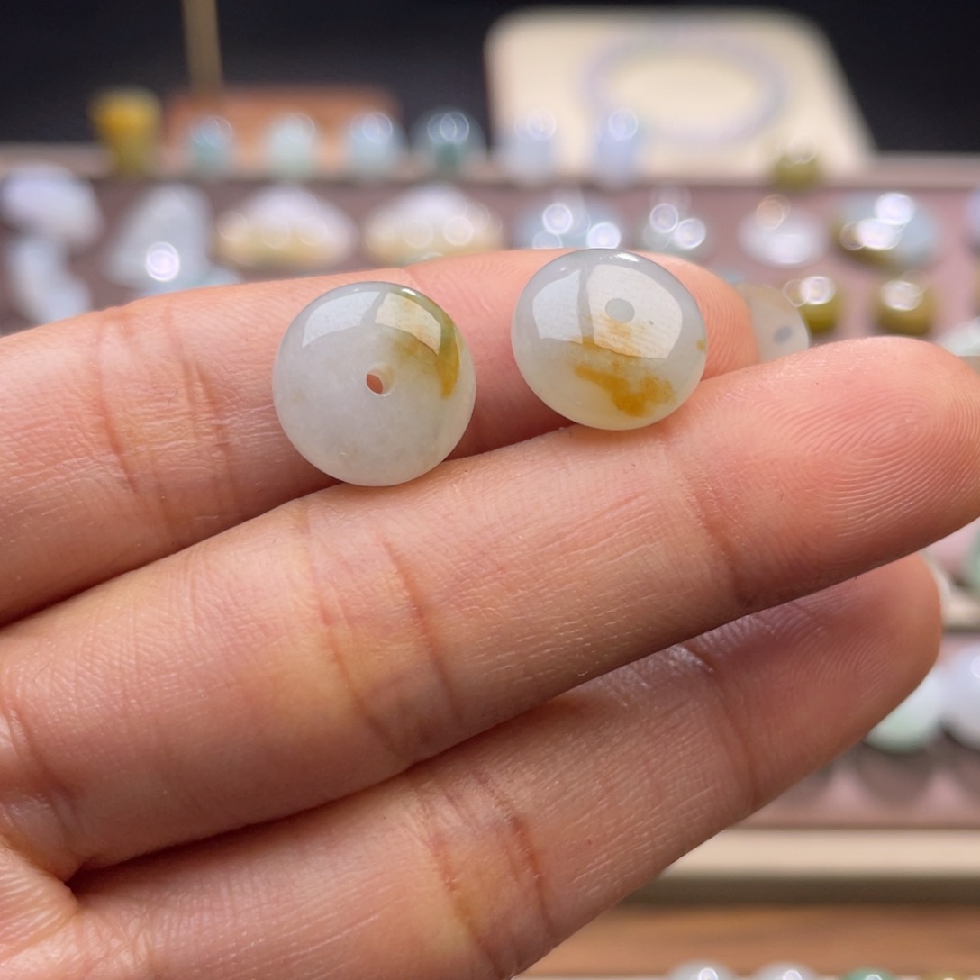 翡翠散珠悠**哉特色鼓珠一对直径11➕ 厚度6➕