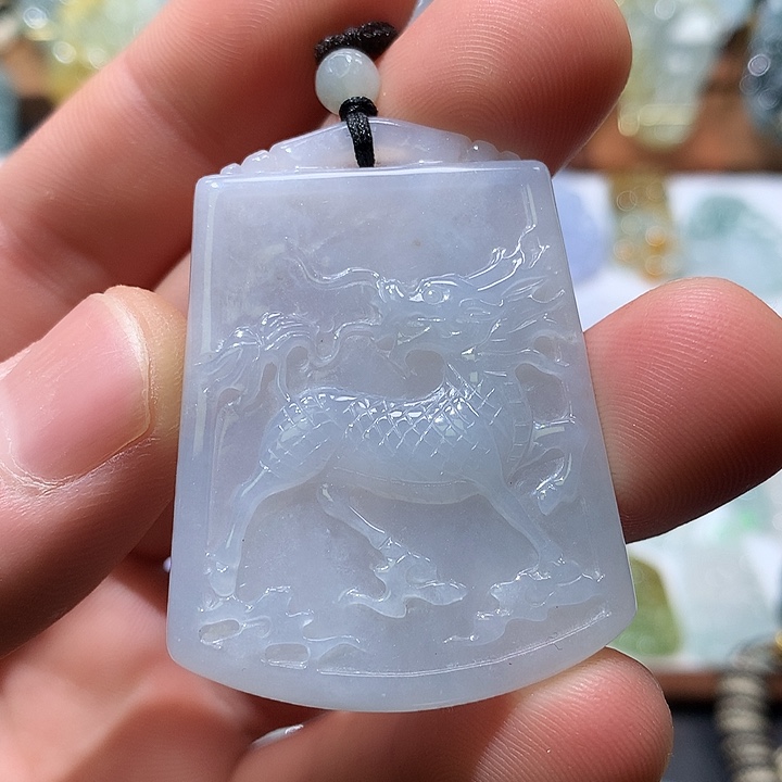 翡翠颈饰未镶嵌挂件