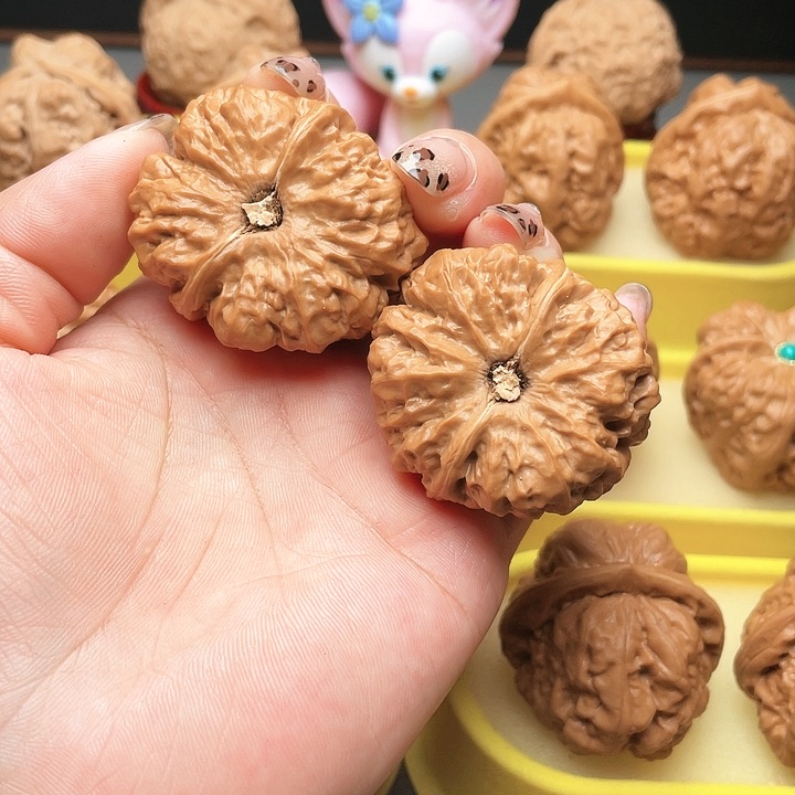 吊坠文玩核桃嘻**哈蛤蟆