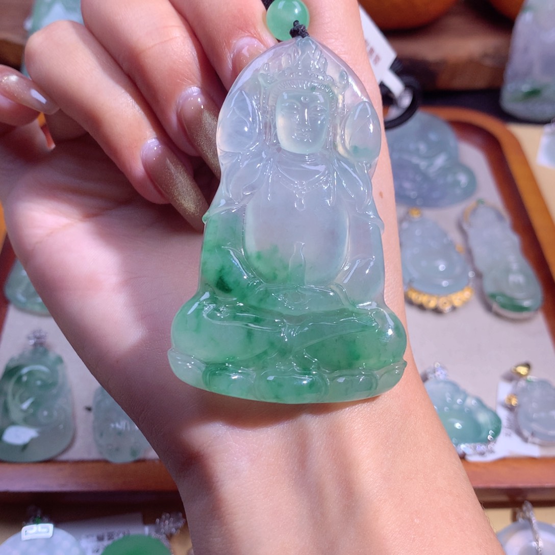 翡翠吊坠(不含链)未镶嵌