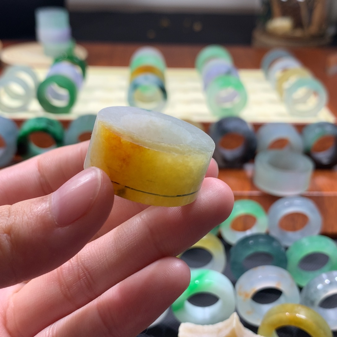 定制翡翠未镶嵌翡*