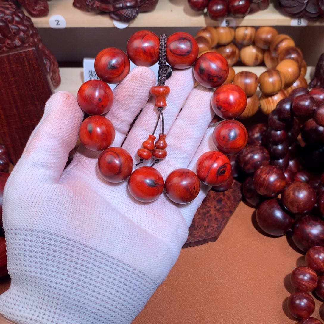 染料紫檀（血檀）2.0镇店泥瘤疤-多样性发其一