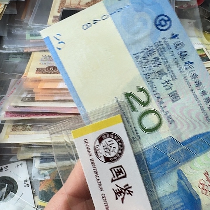 全新的048……………………全新