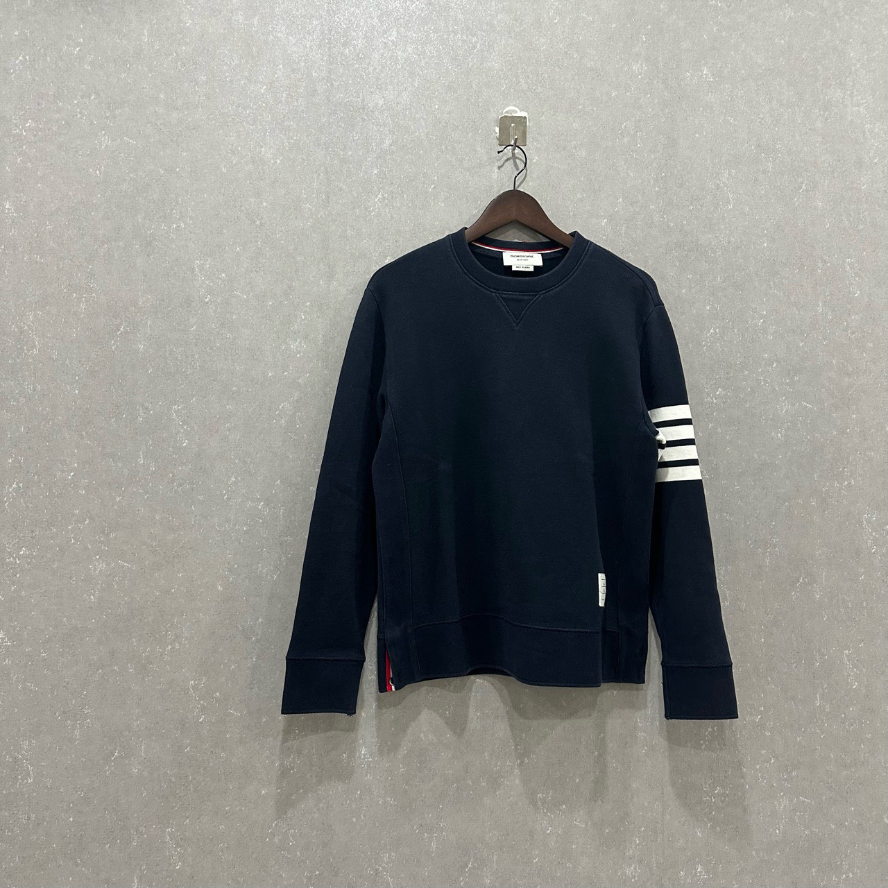 99新 THOMBROWNE 四条纹纯色圆领套头卫衣5码003737