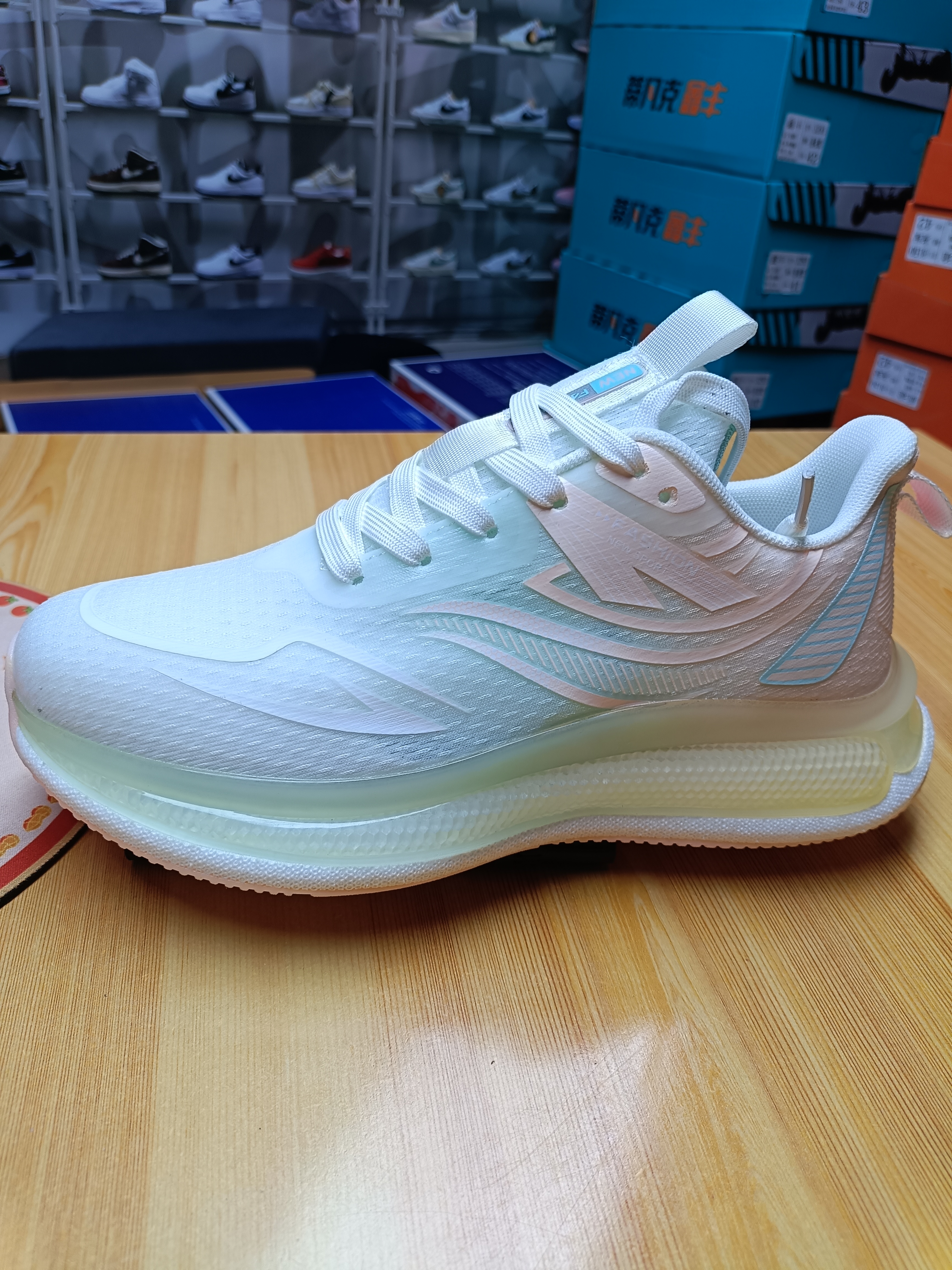 春夏秋三季运动休闲鞋