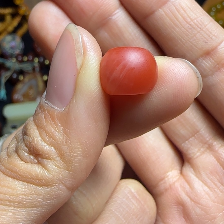 南红玛瑙未镶嵌南红单珠一点一