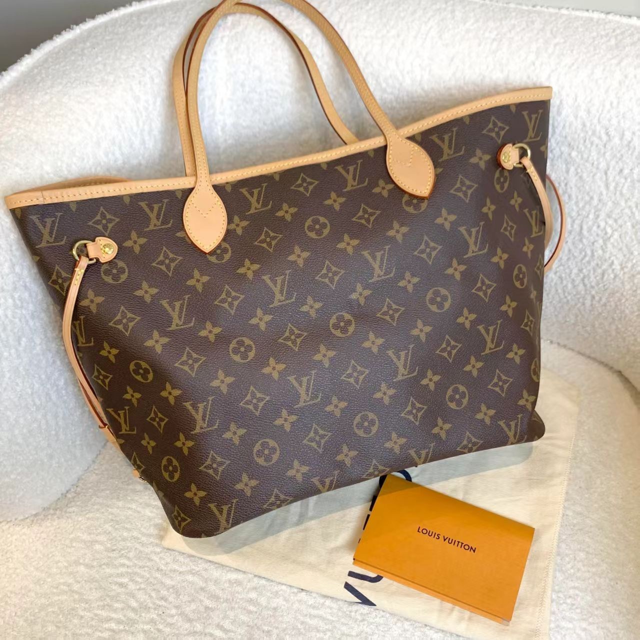 99新 LouisVuitton/路易威登 壹臻/老花neverful 无子袋 14590732