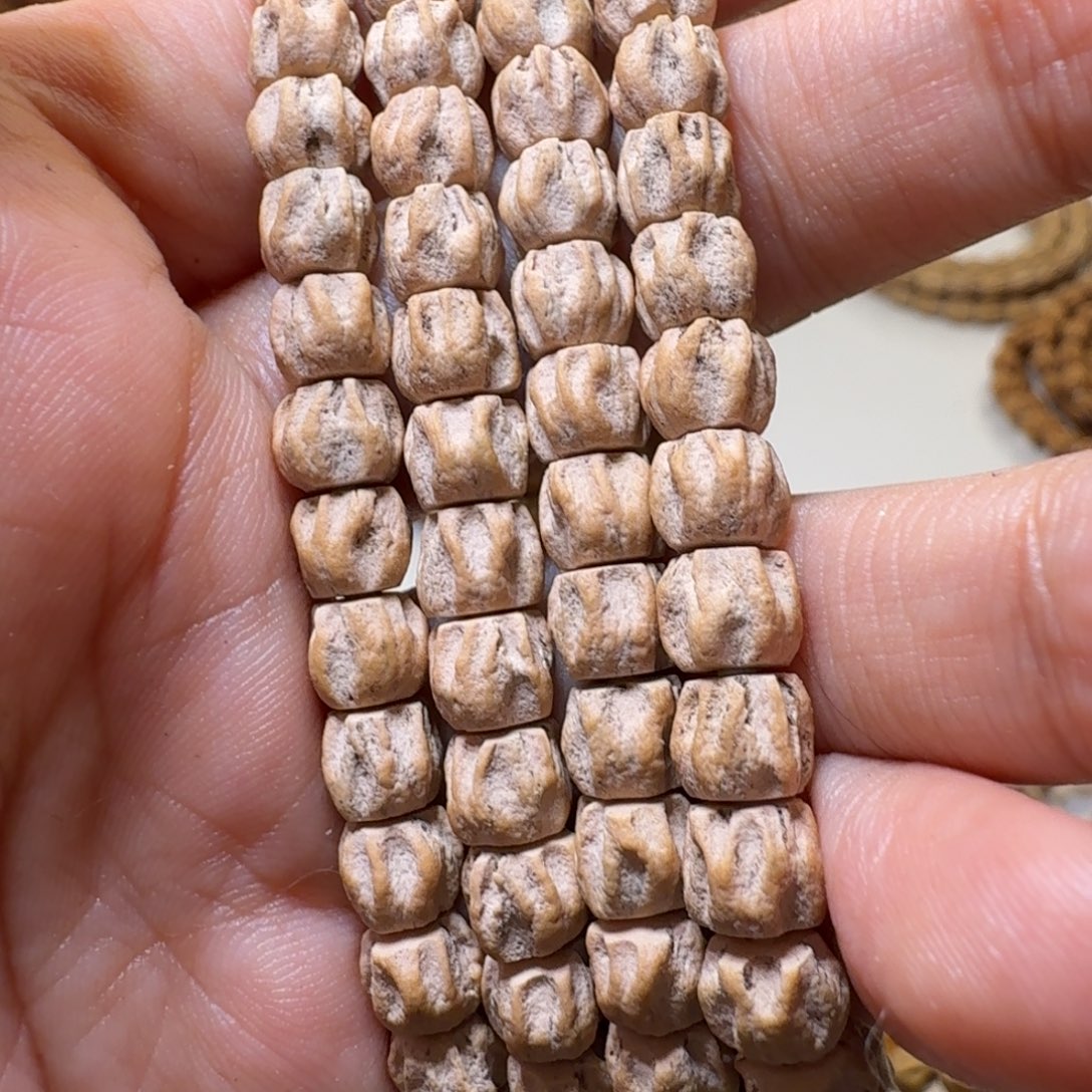 柏香籽/百香籽手串我****了方块顺鬼