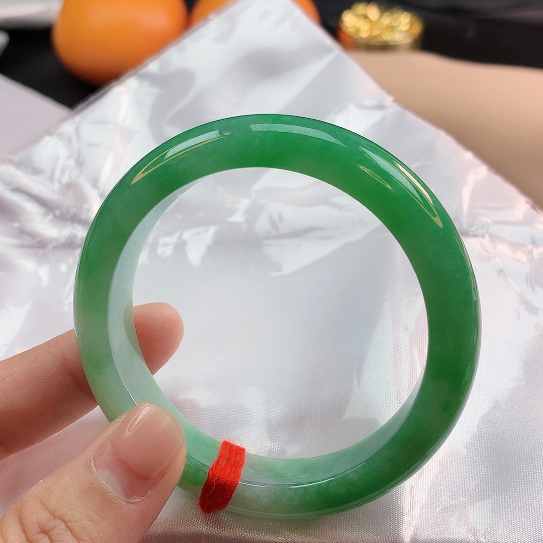 翡翠手镯未镶嵌54圈2265