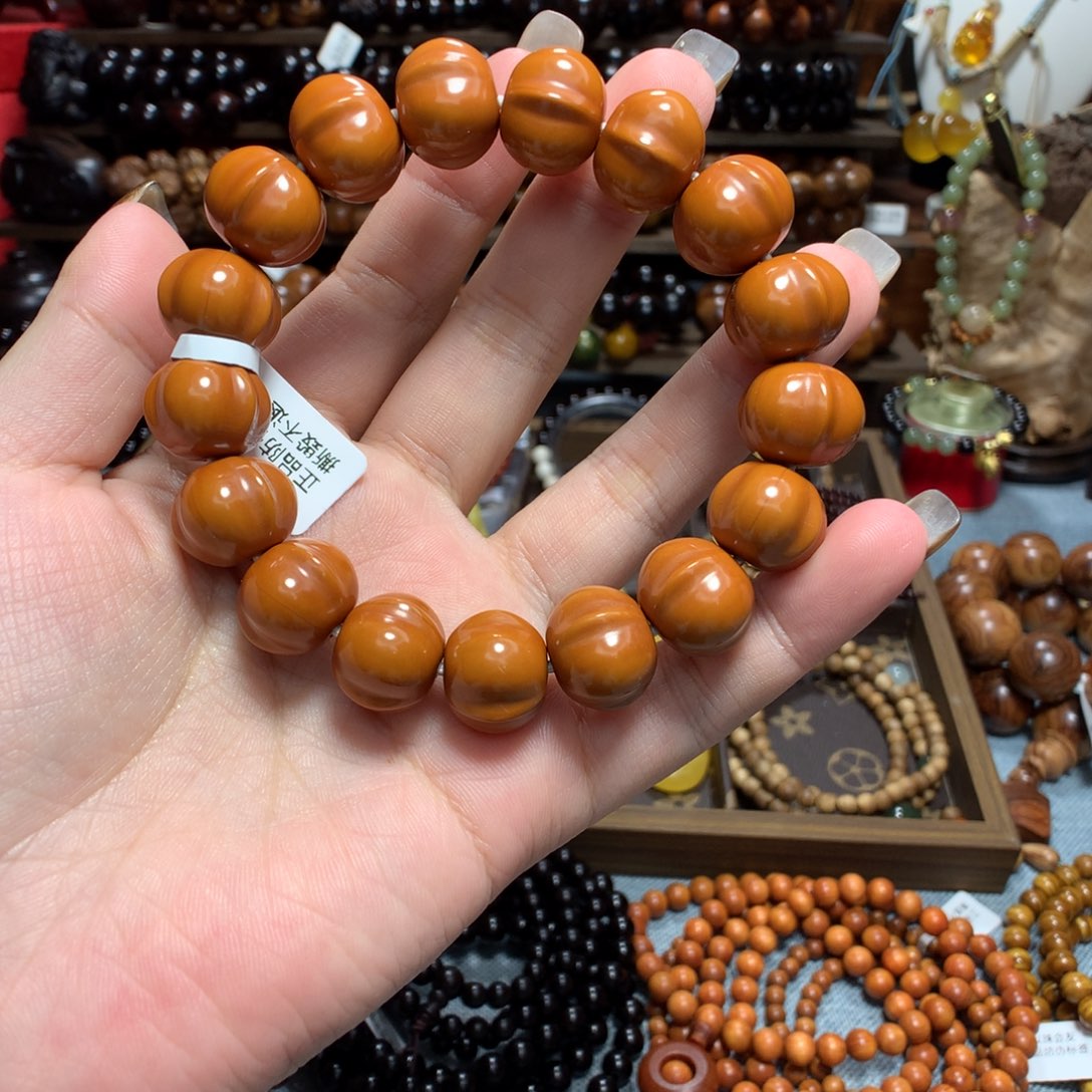 猴头核桃手串鲨鱼背15mm