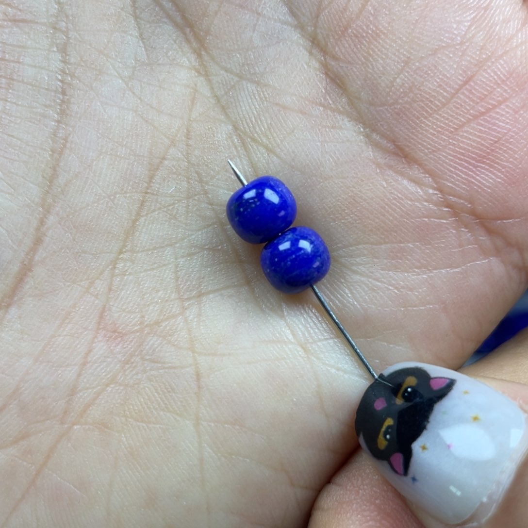 青金石配饰未镶嵌对**?