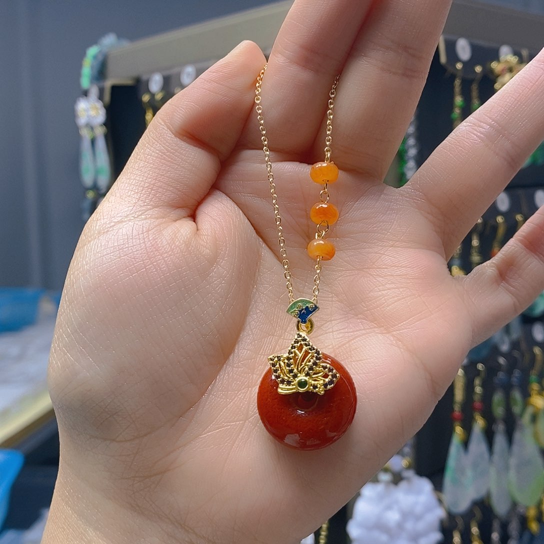 未镶嵌翡翠耳饰翡翠