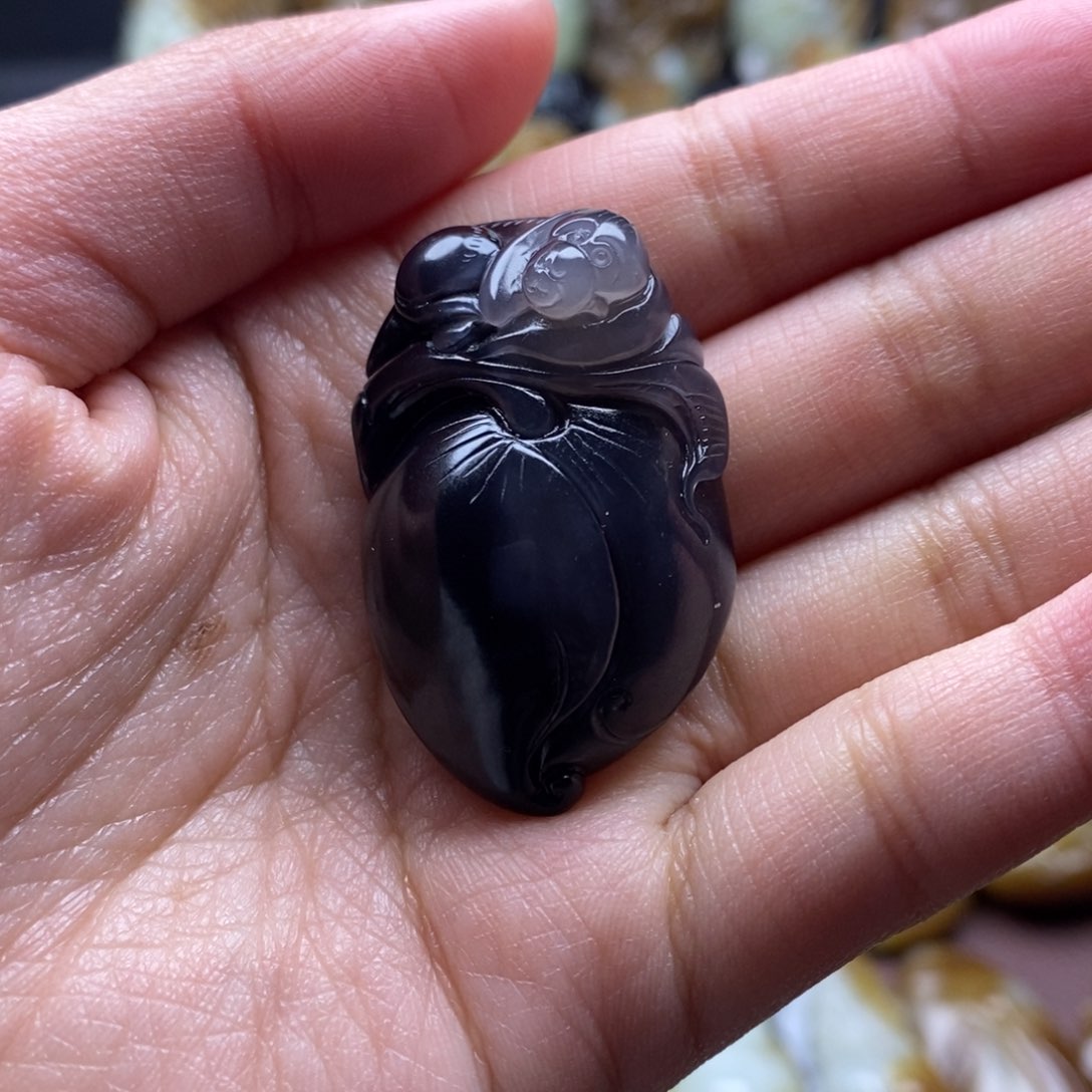 吊坠(不含链)未镶嵌和田玉（糖玉）