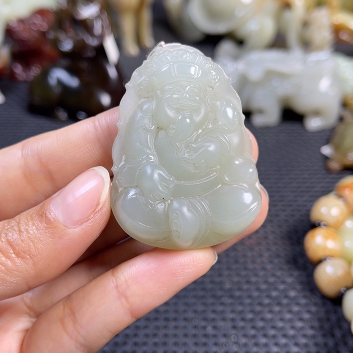 和田玉把件未镶嵌临****技