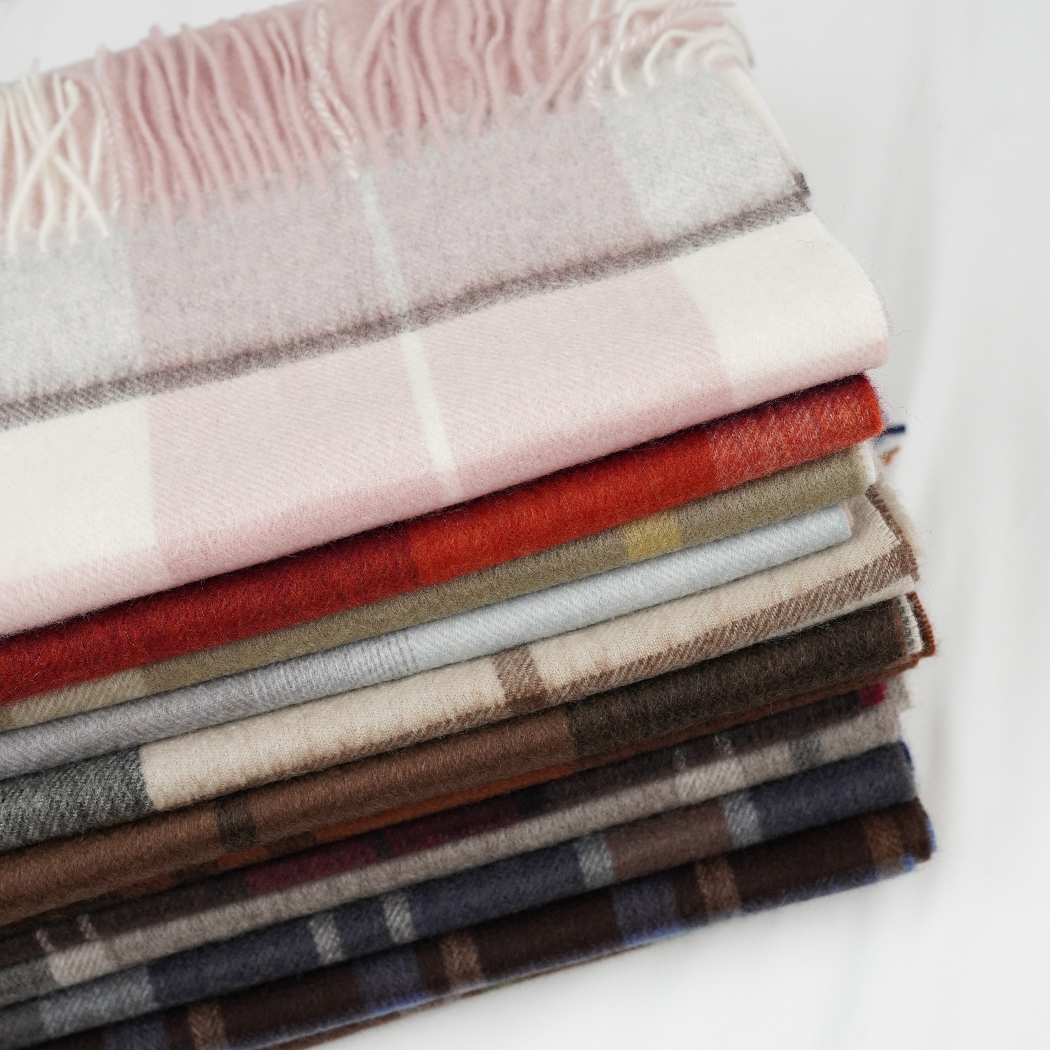 暖意丨100山羊绒丨时尚气质复古格纹保暖纯羊绒围巾-MY6365