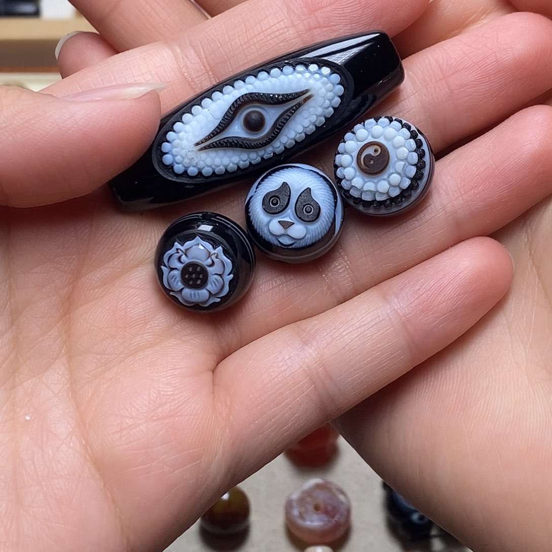 玛瑙/玉髓颈饰未镶嵌?****?