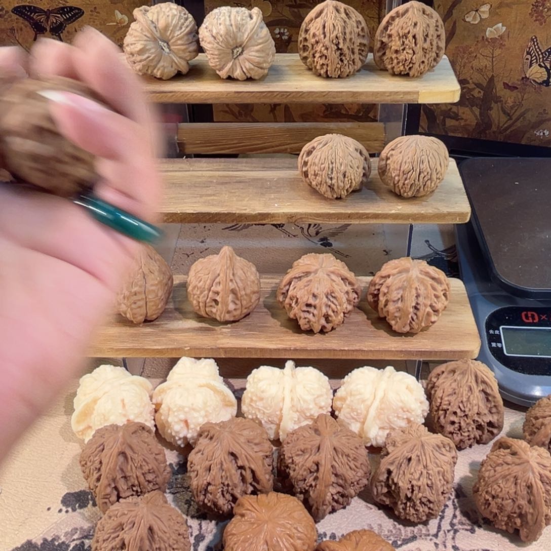 把件文玩核桃极**岁