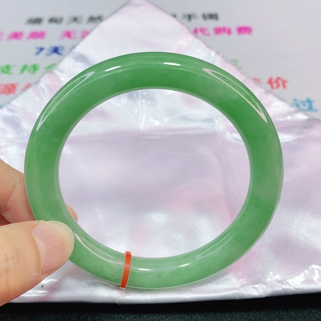未镶嵌手镯翡翠57圈口圆条-高品质