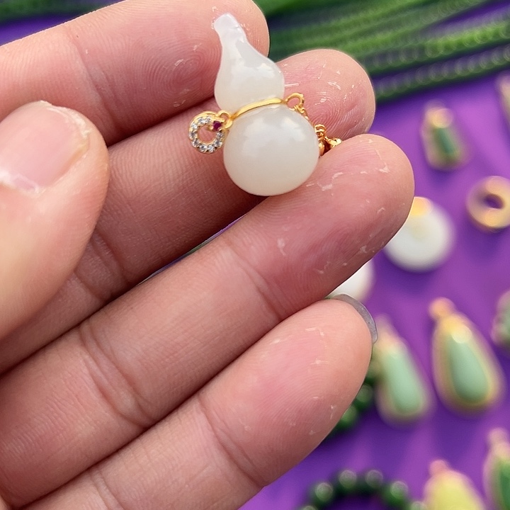 和田玉银S925镶嵌颈饰