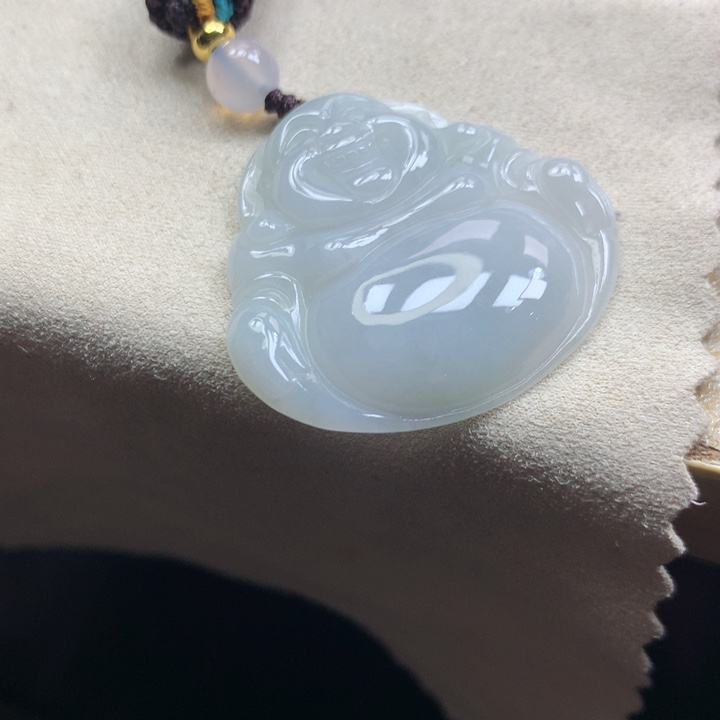 翡翠颈饰未镶嵌吊坠