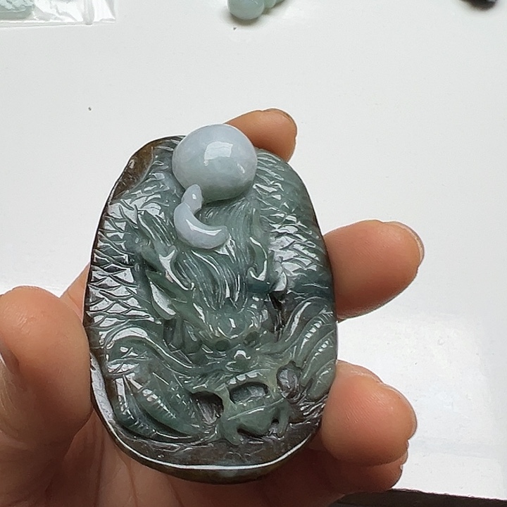 翡翠未镶嵌吊坠(不含链)四**！