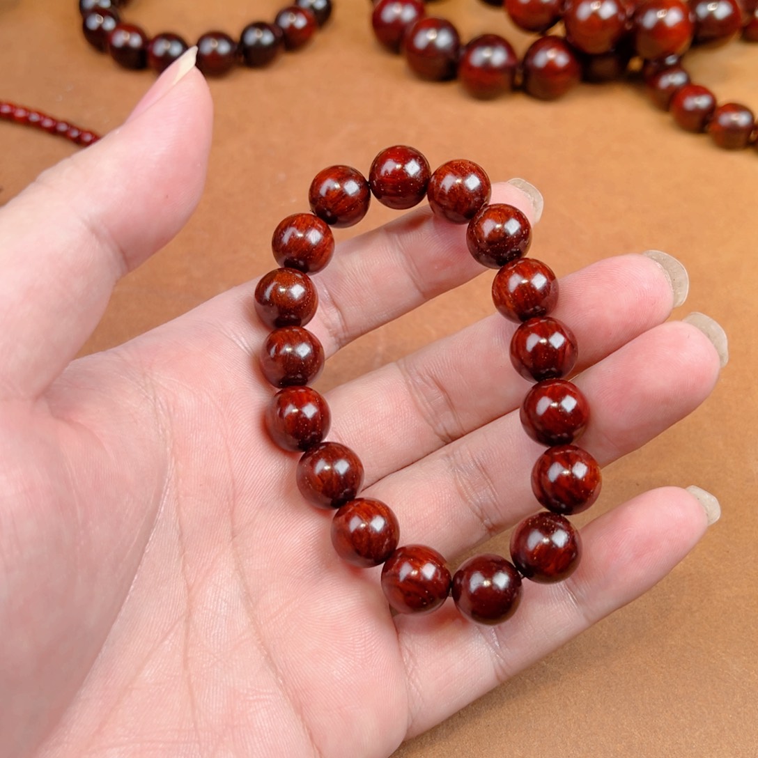 爱***食小叶紫檀手串/手链12泥料满星带水波