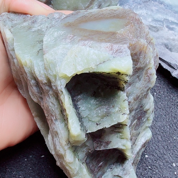 未镶嵌和田玉（糖玉）珠宝半成品