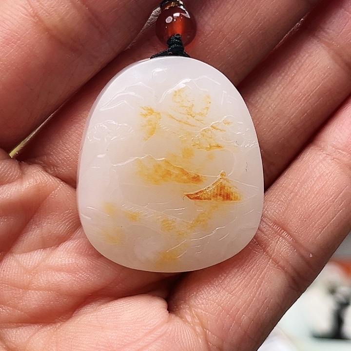 和田玉颈饰未镶嵌