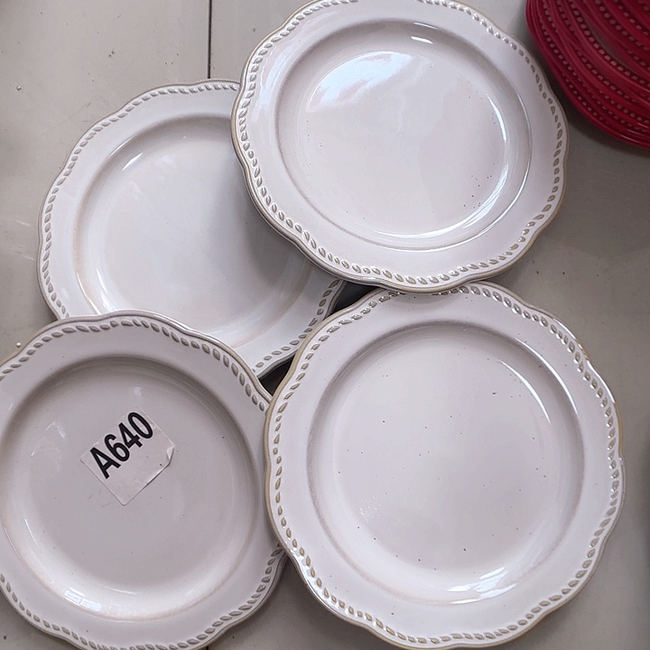 瓷片瑕疵特价陶瓷浅盘