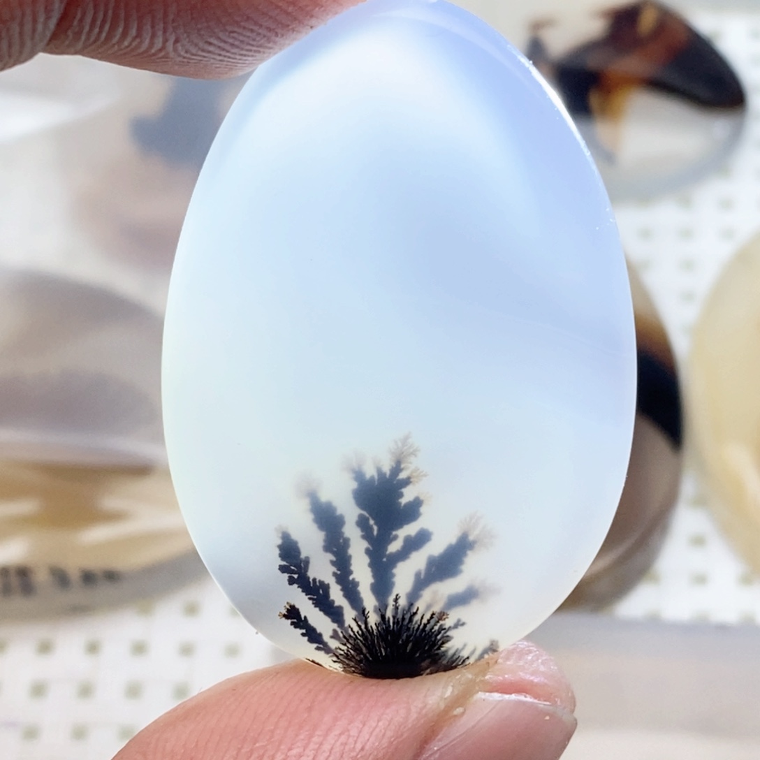 玛瑙/玉髓颈饰未镶嵌不**帝