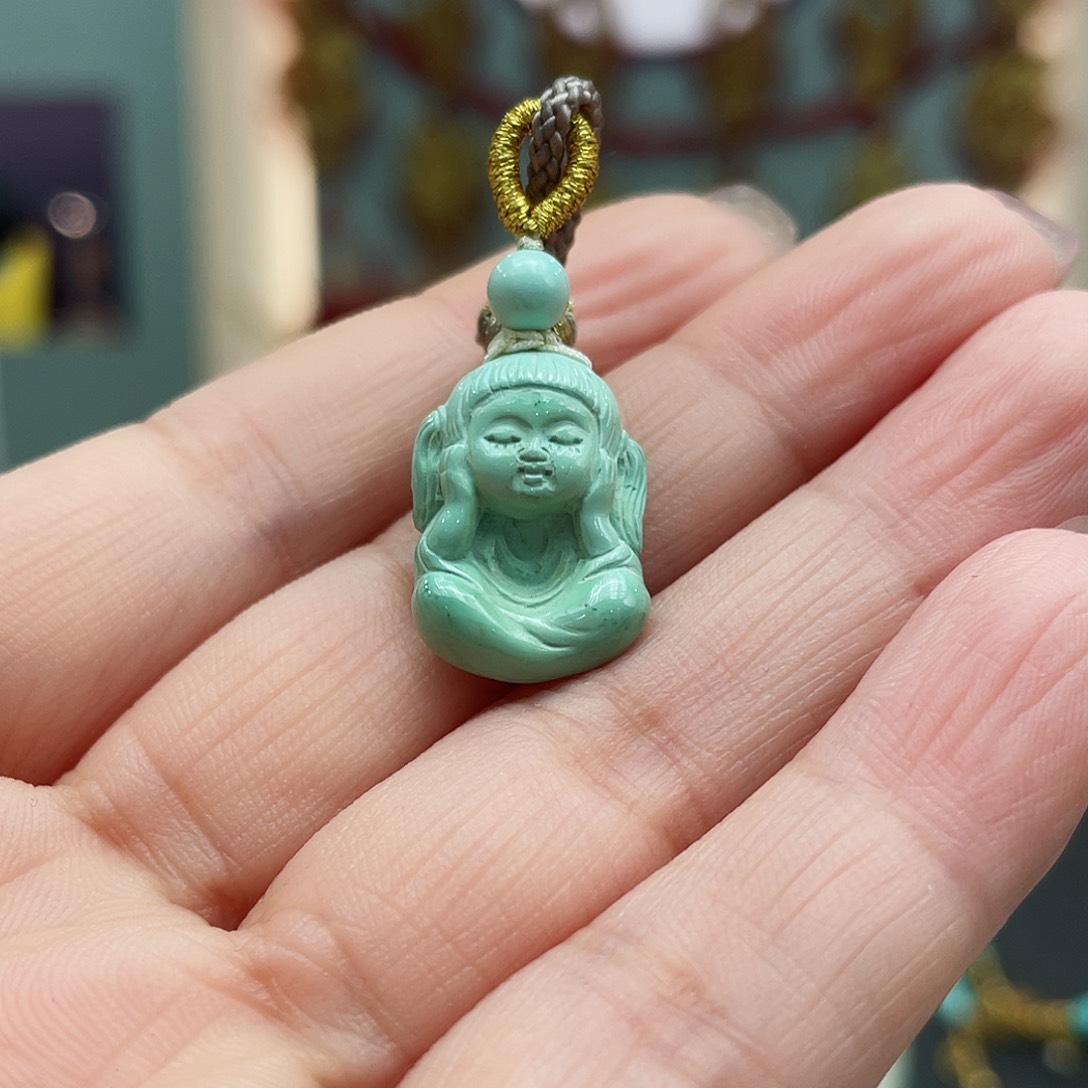 绿松石颈饰未镶嵌