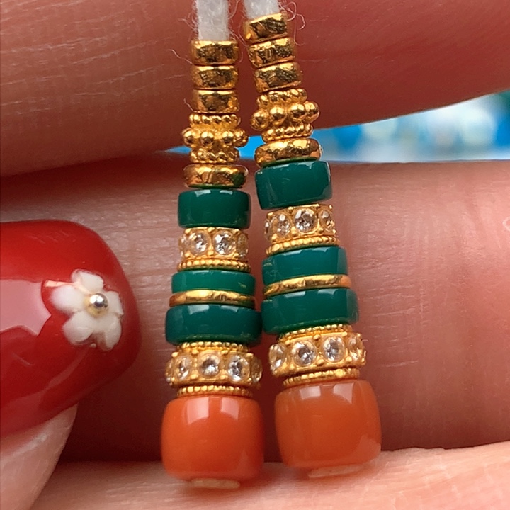 绿松石车挂18K金镶嵌