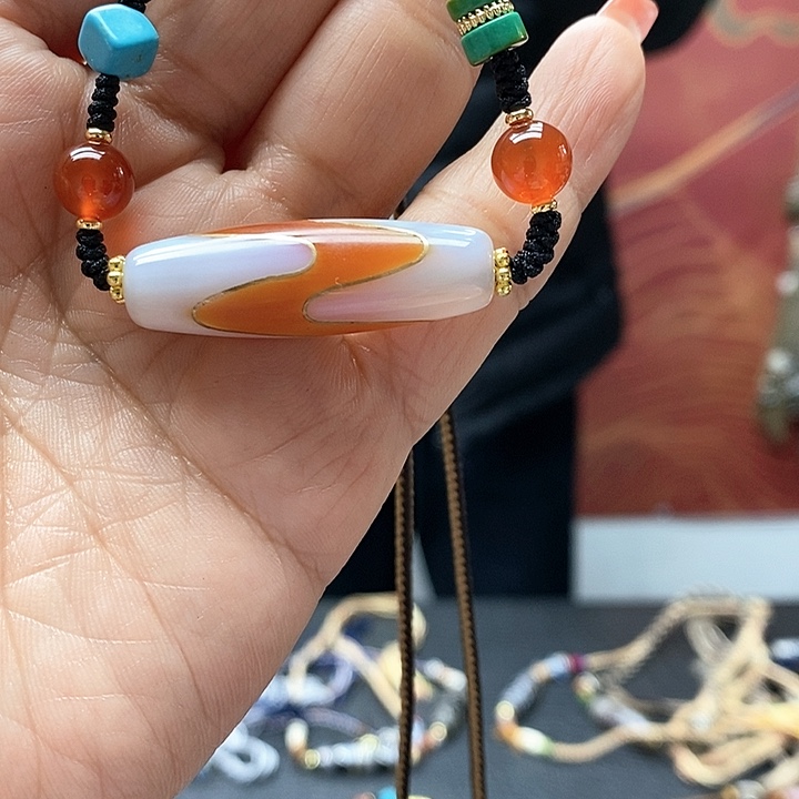 玛瑙/玉髓颈饰合金