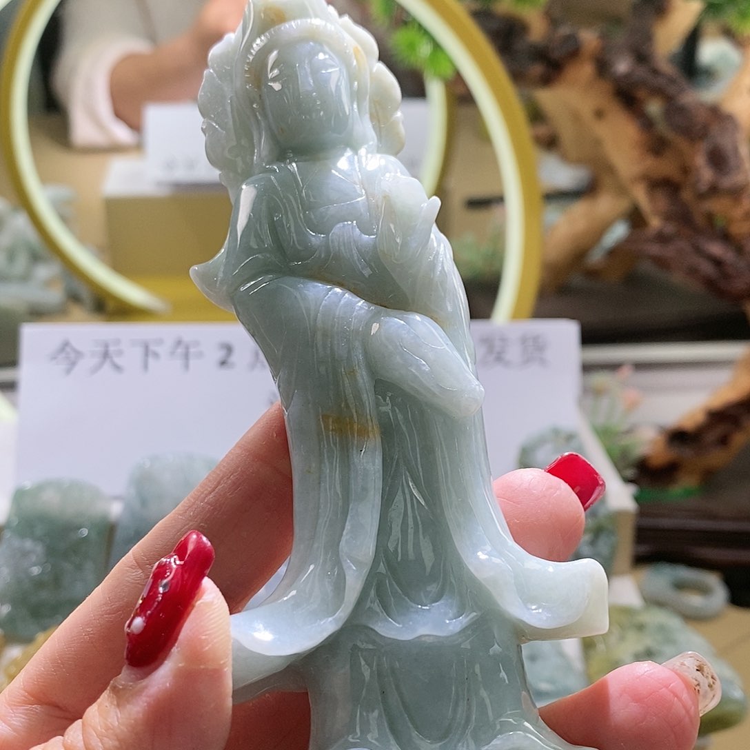 【闪购商品】翡翠颈饰未镶嵌观音